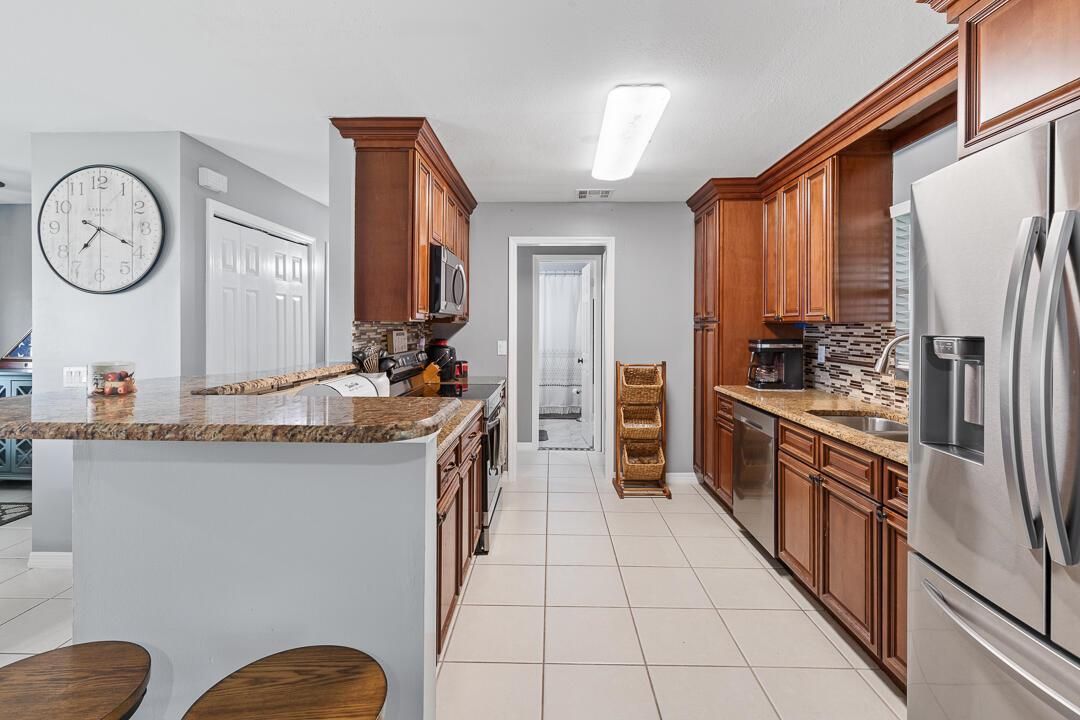 7506 Kenwood Road-9