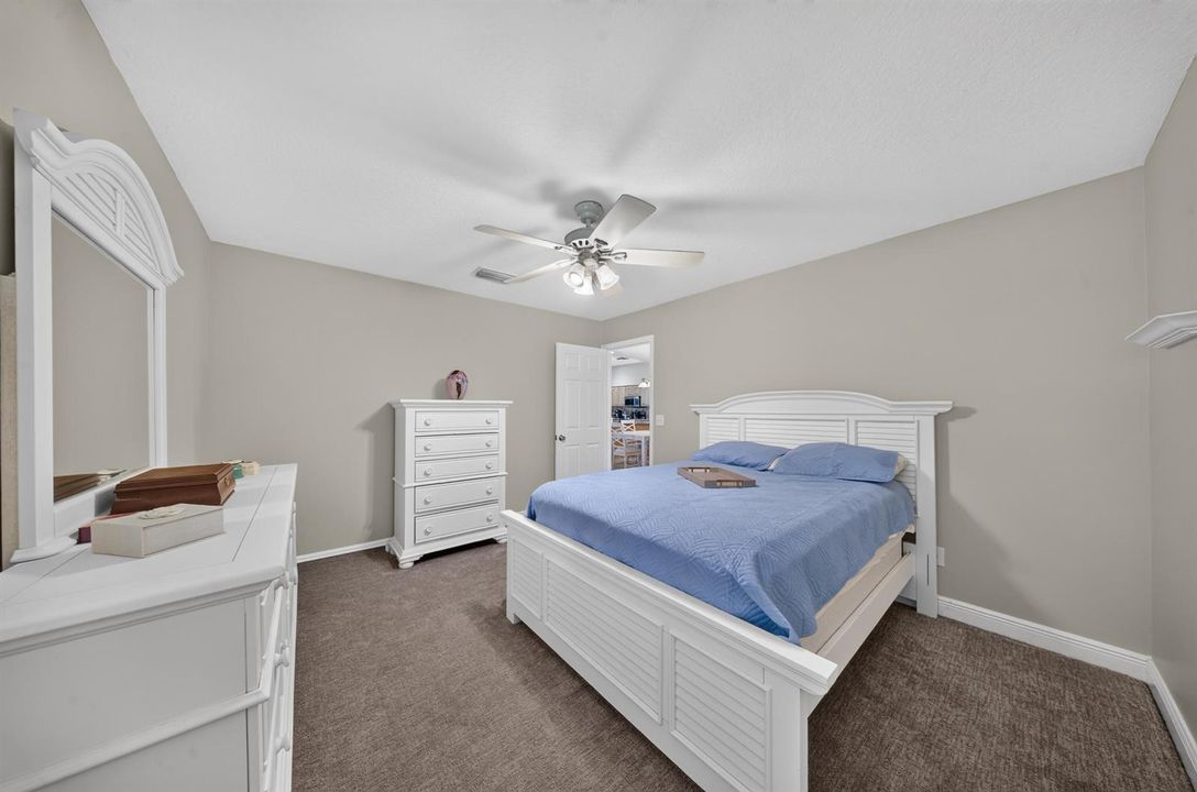 Guest bedroom - Room 2