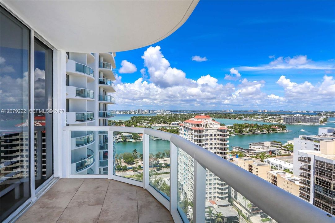 Active With Contract: $14,000 (3 beds, 2 baths, 1761 Square Feet)