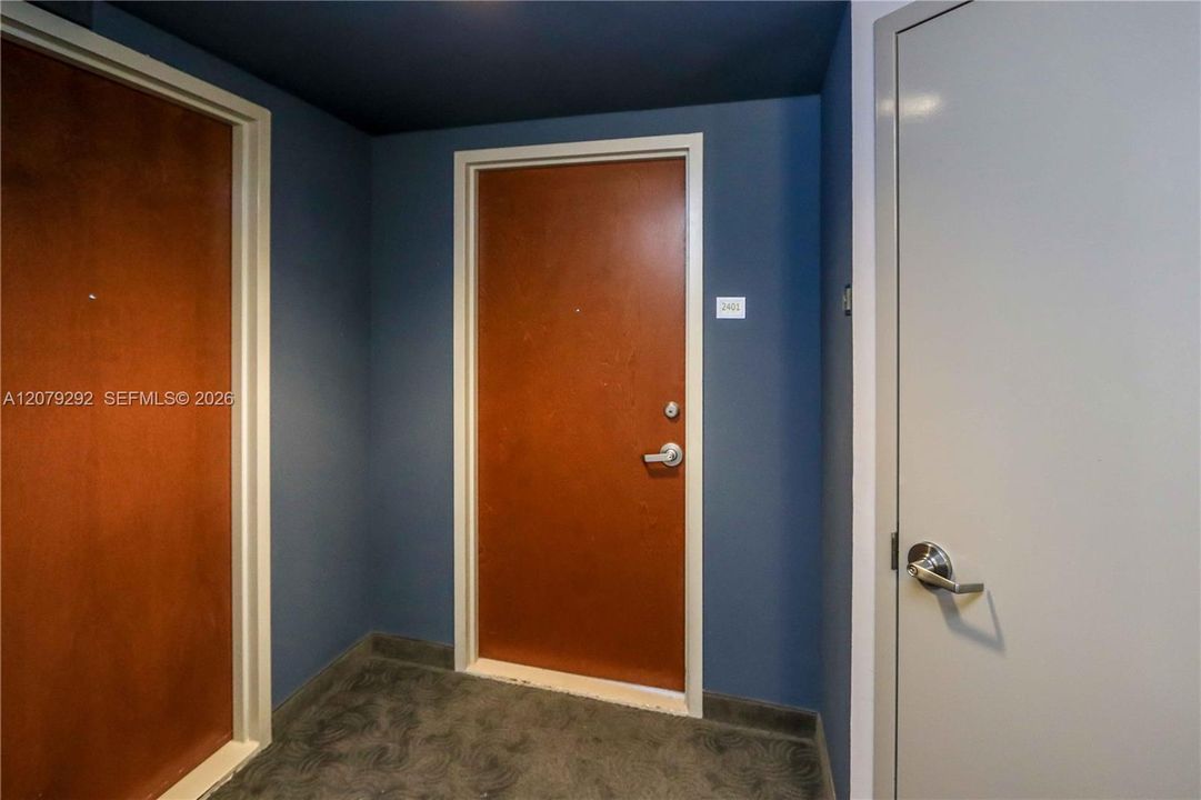Active With Contract: $14,000 (3 beds, 2 baths, 1761 Square Feet)