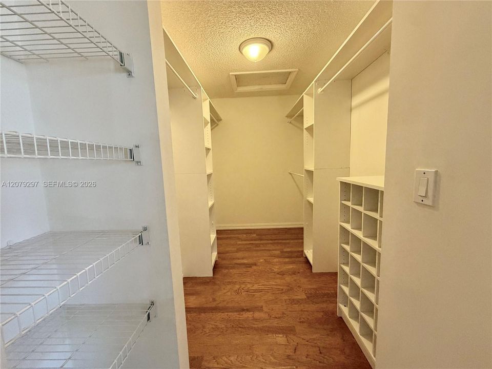 En Renta: $3,700 (2 camas, 2 baños, 1404 Pies cuadrados)