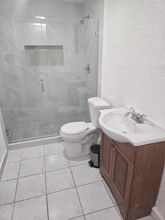 В аренду: $1,100 (1 спален, 1 ванн, 1344 Квадратных фут)