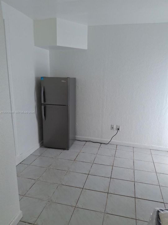 В аренду: $1,100 (1 спален, 1 ванн, 1344 Квадратных фут)