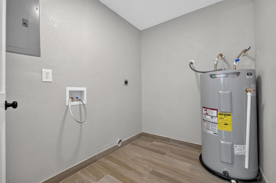 Laundry Rm