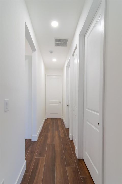 Hallway to the bedrooms