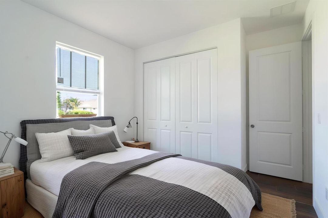 2nd Bedroom