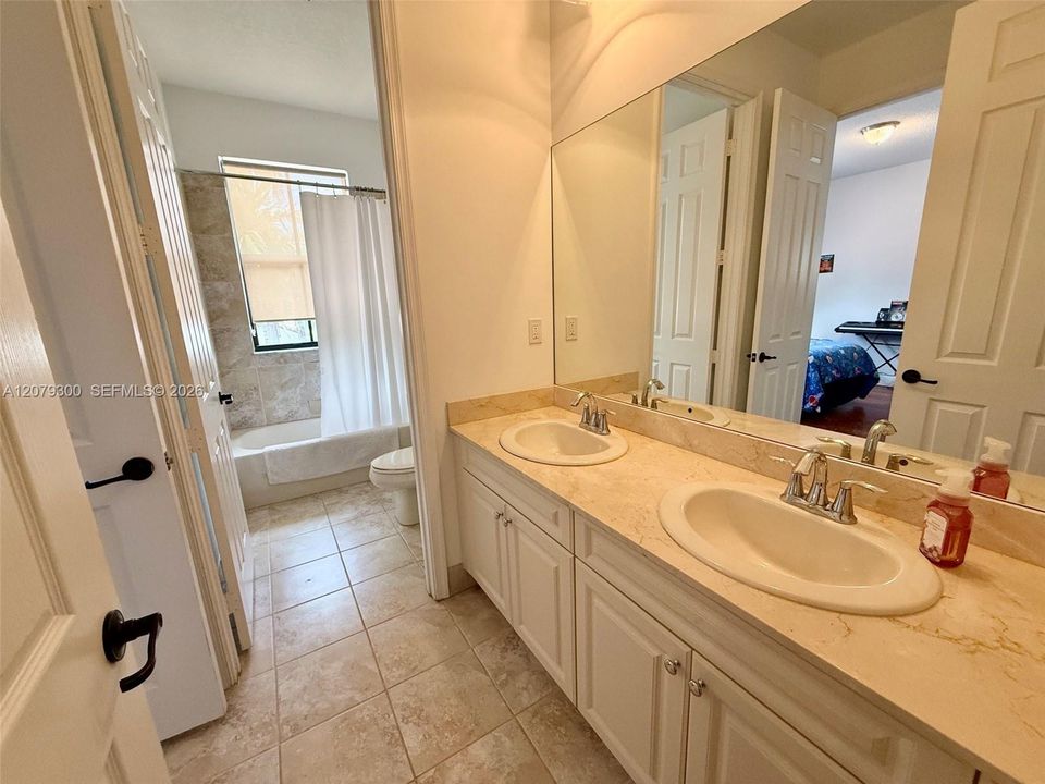 For Rent: $7,500 (4 beds, 3 baths, 3130 Square Feet)