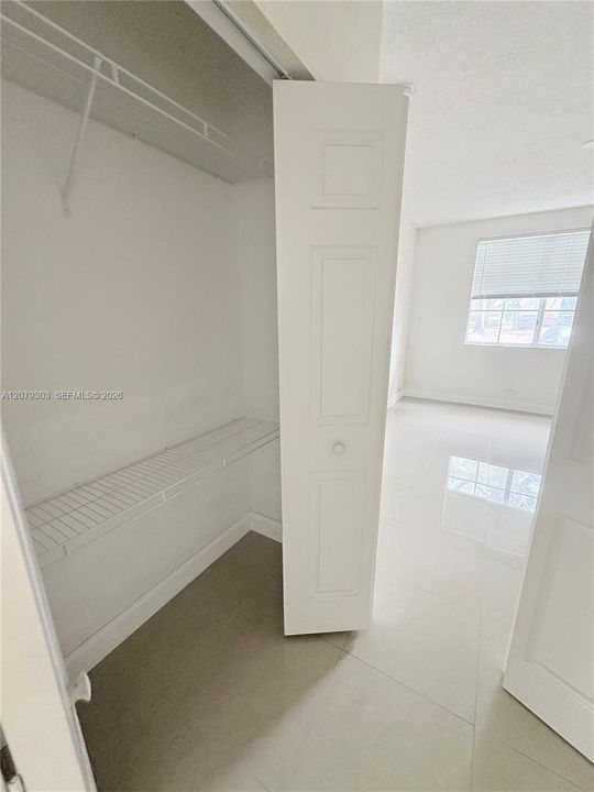 For Rent: $1,980 (2 beds, 2 baths, 981 Square Feet)