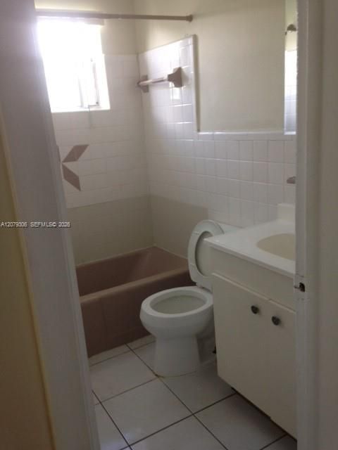 En Renta: $1,500 (1 camas, 1 baños, 2869 Pies cuadrados)