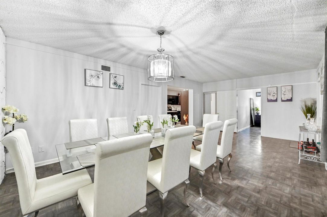 13 Dining area 03