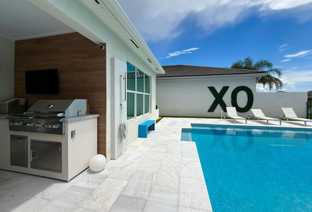 Exterior Kitchen