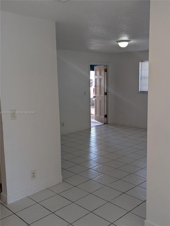 En Renta: $1,500 (1 camas, 1 baños, 11257 Pies cuadrados)