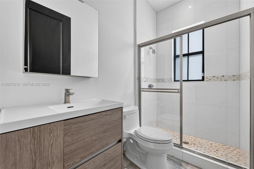 En Venta: $4,500,000 (6 camas, 7 baños, 5433 Pies cuadrados)