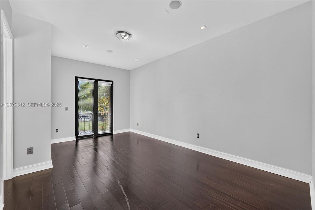 En Venta: $4,500,000 (6 camas, 7 baños, 5433 Pies cuadrados)