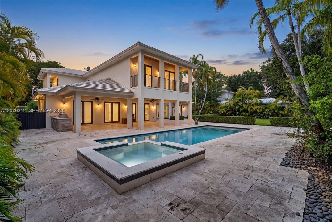 En Venta: $4,500,000 (6 camas, 7 baños, 5433 Pies cuadrados)