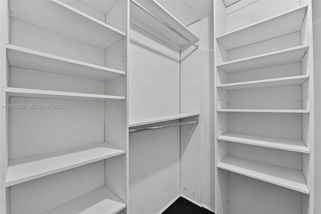 En Venta: $4,500,000 (6 camas, 7 baños, 5433 Pies cuadrados)