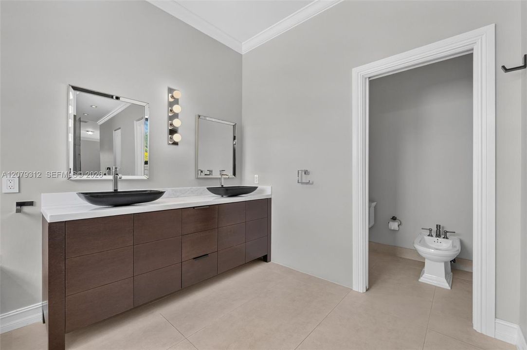 En Venta: $4,500,000 (6 camas, 7 baños, 5433 Pies cuadrados)