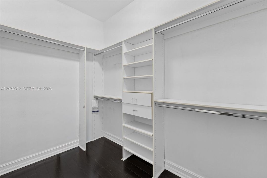 En Venta: $4,500,000 (6 camas, 7 baños, 5433 Pies cuadrados)