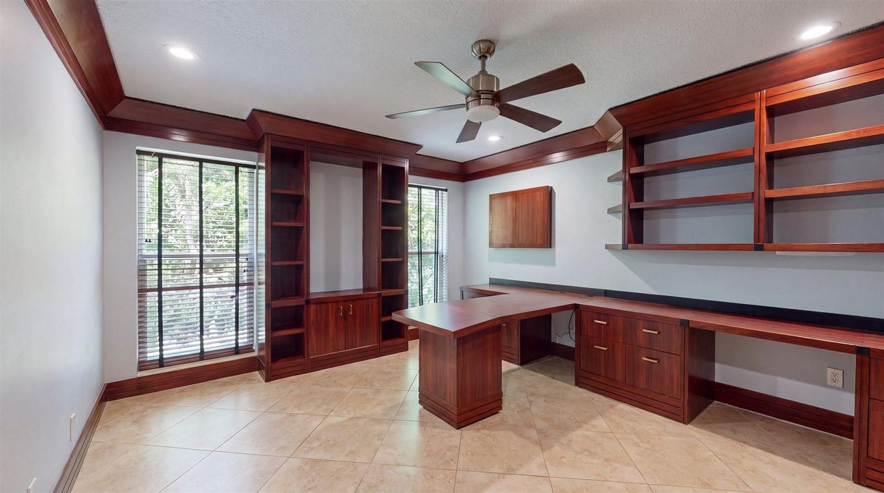 Office W/ Built-Ins