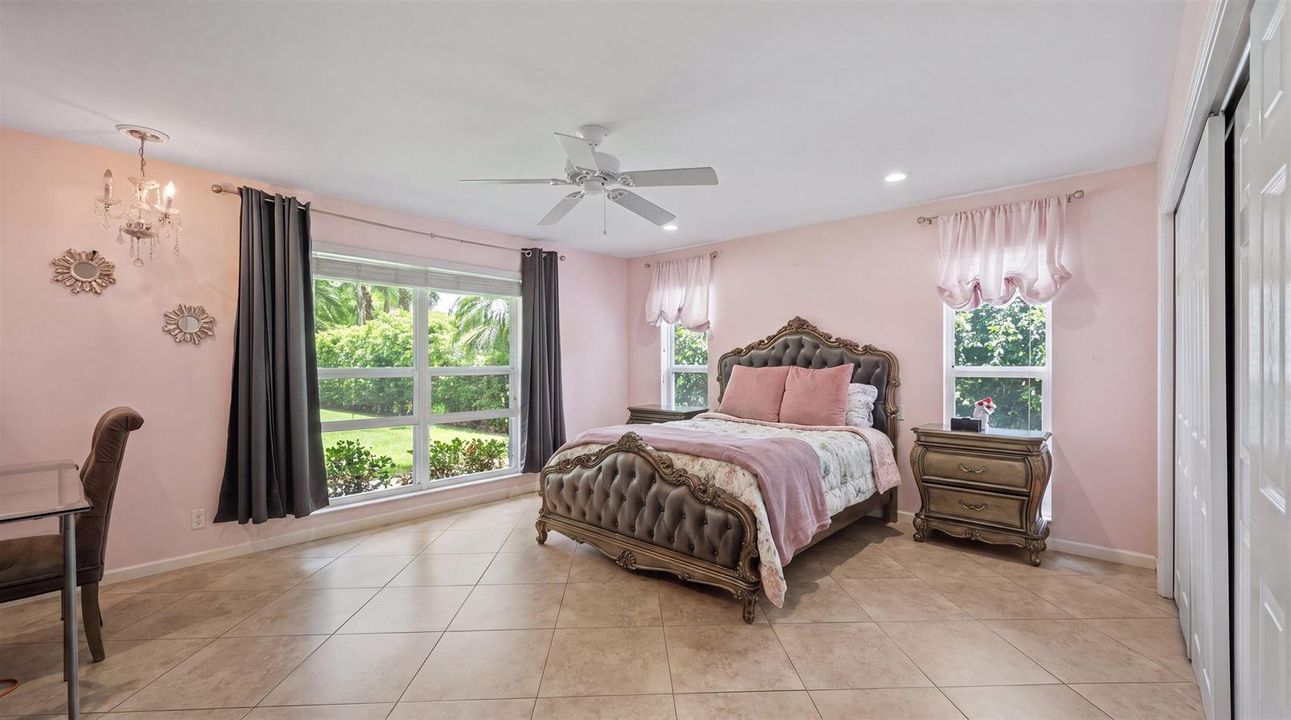 Guest Bedroom 4