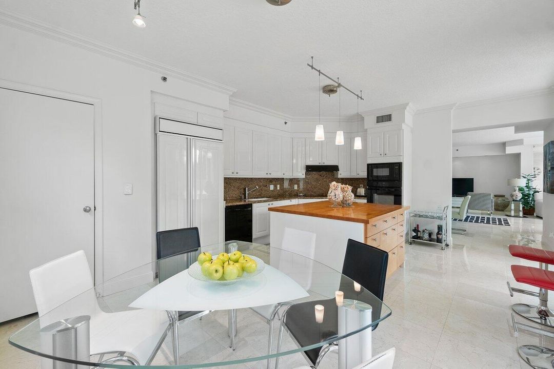 007-3720SouthOceanBoulevard-HighlandBeac