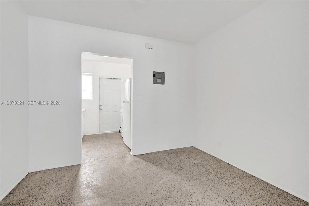 For Rent: $1,775 (1 beds, 1 baths, 780 Square Feet)
