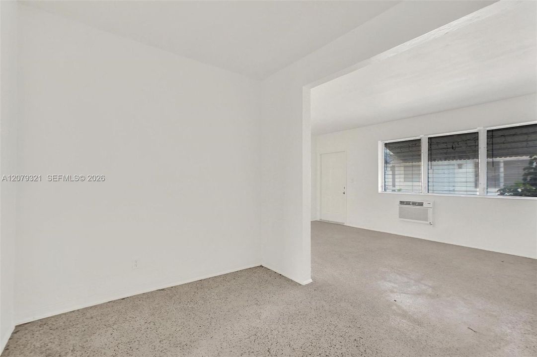For Rent: $1,775 (1 beds, 1 baths, 780 Square Feet)