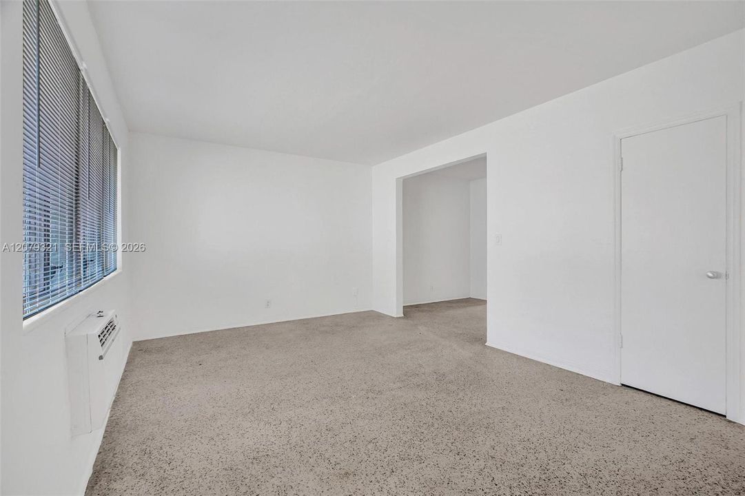 For Rent: $1,775 (1 beds, 1 baths, 780 Square Feet)