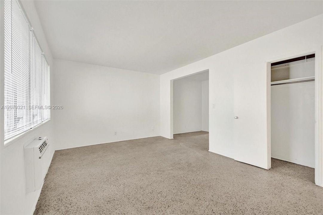For Rent: $1,775 (1 beds, 1 baths, 780 Square Feet)