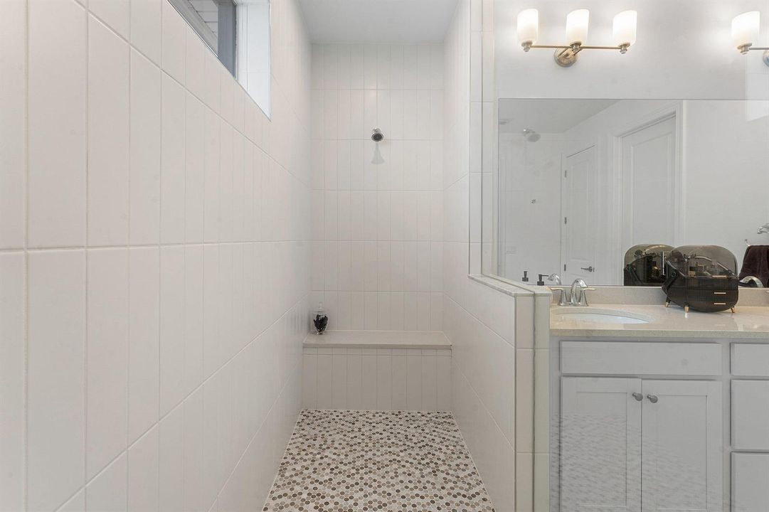 032-800SouthwestPrairieAvenue-PalmCity-F