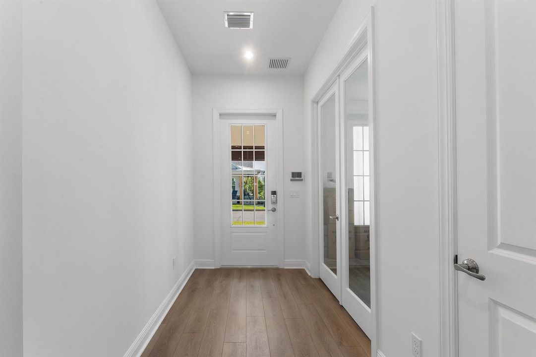 007-800SouthwestPrairieAvenue-PalmCity-F