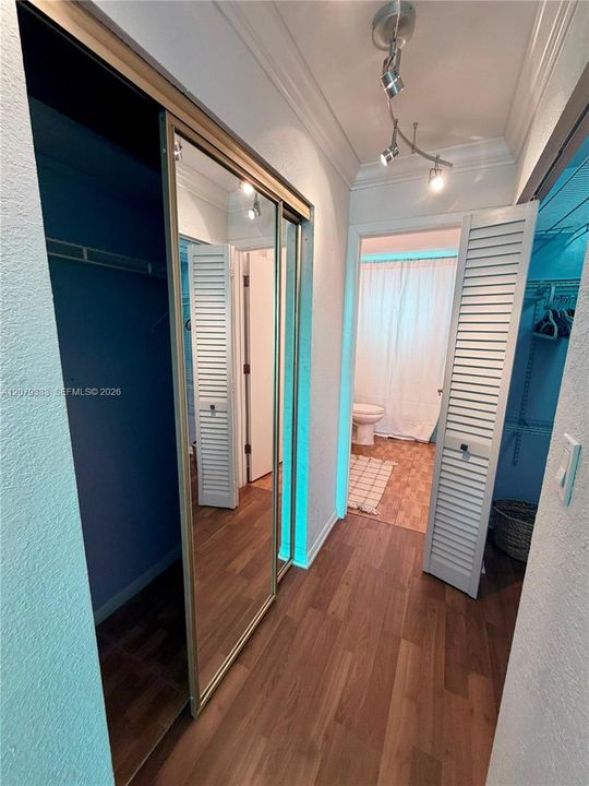 В аренду: $1,900 (1 спален, 1 ванн, 1002 Квадратных фут)