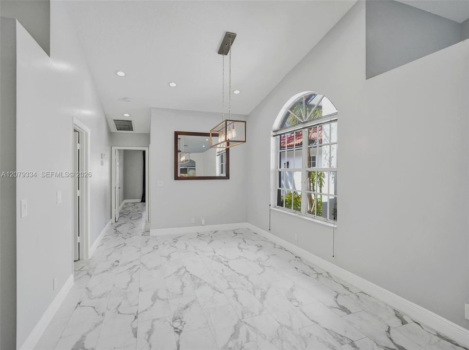 В аренду: $3,200 (2 спален, 2 ванн, 1513 Квадратных фут)