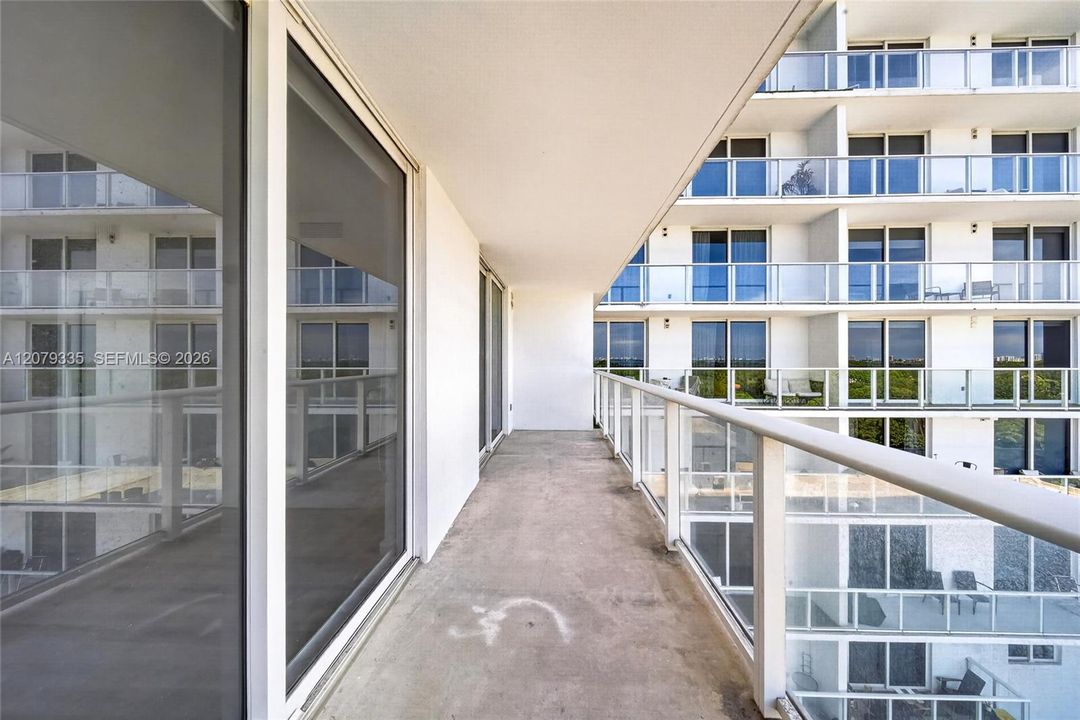 На продажу: $358,000 (1 спален, 1 ванн, 690 Квадратных фут)