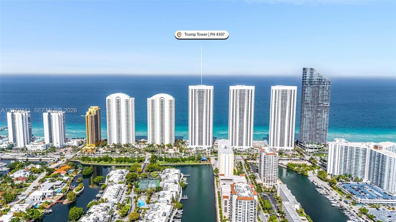 En Venta: $2,099,999 (3 camas, 3 baños, 2106 Pies cuadrados)