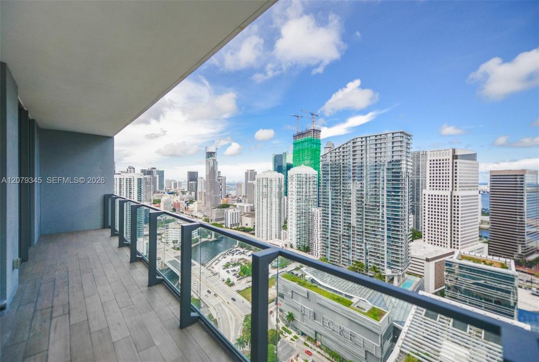 For Rent: $6,200 (2 beds, 2 baths, 1259 Square Feet)