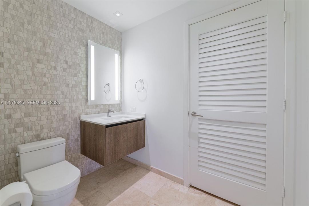 For Rent: $6,200 (2 beds, 2 baths, 1259 Square Feet)