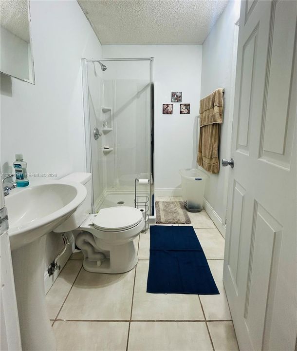 For Sale: $750,000 (4 beds, 3 baths, 1603 Square Feet)