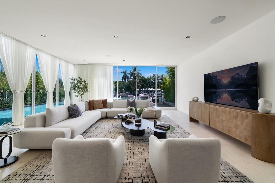 For Rent: $60,000 (4 beds, 5 baths, 4257 Square Feet)