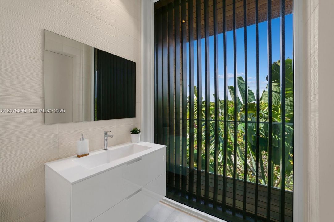 For Rent: $60,000 (4 beds, 5 baths, 4257 Square Feet)