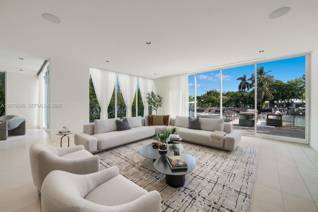 For Rent: $60,000 (4 beds, 5 baths, 4257 Square Feet)