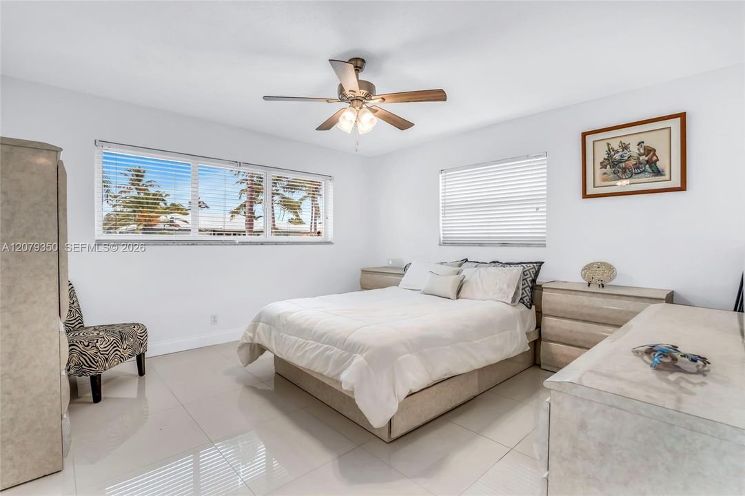 For Sale: $1,900,000 (3 beds, 2 baths, 1882 Square Feet)