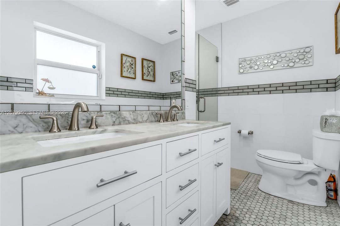 For Sale: $1,900,000 (3 beds, 2 baths, 1882 Square Feet)