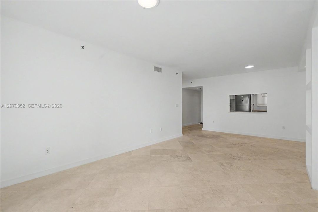 For Rent: $4,250 (3 beds, 2 baths, 1510 Square Feet)