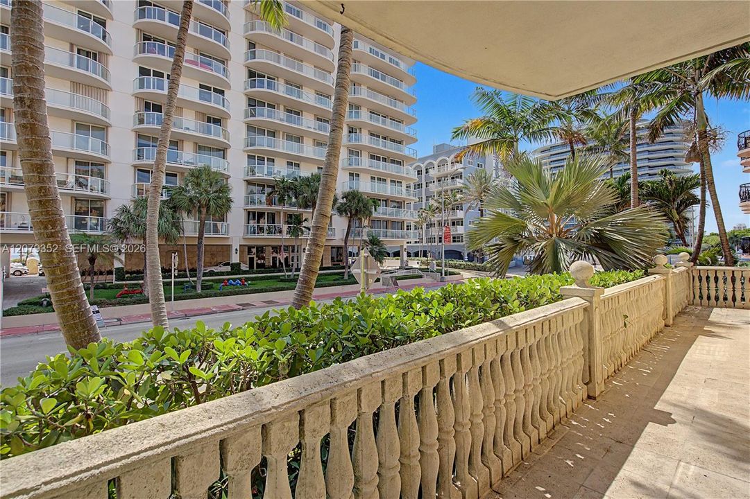 For Rent: $4,250 (3 beds, 2 baths, 1510 Square Feet)
