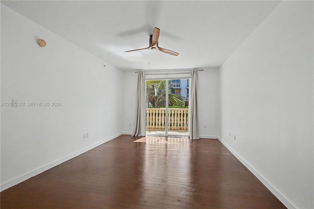 For Rent: $4,250 (3 beds, 2 baths, 1510 Square Feet)