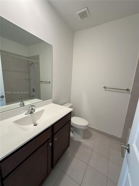 В аренду: $3,400 (3 спален, 2 ванн, 1539 Квадратных фут)