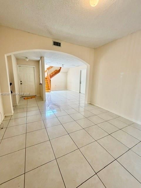 En Renta: $3,500 (3 camas, 2 baños, 1790 Pies cuadrados)
