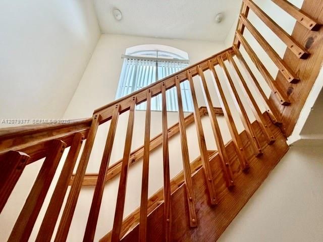 En Renta: $3,500 (3 camas, 2 baños, 1790 Pies cuadrados)