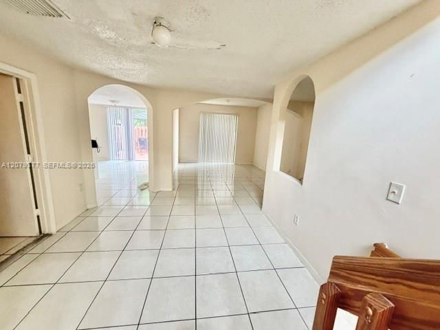 En Renta: $3,500 (3 camas, 2 baños, 1790 Pies cuadrados)